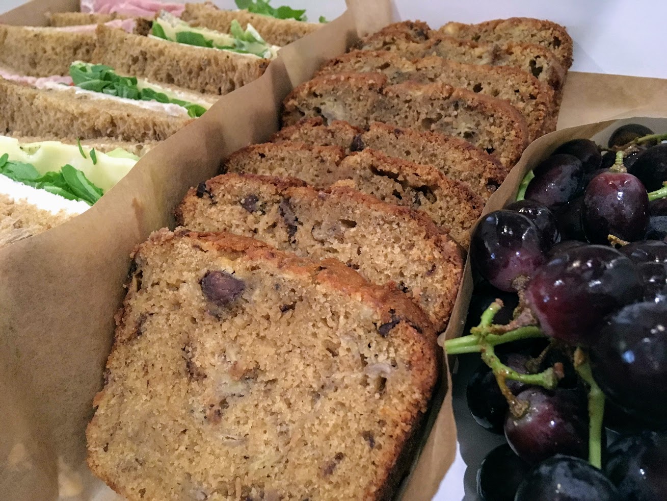 sandwich cake fruit